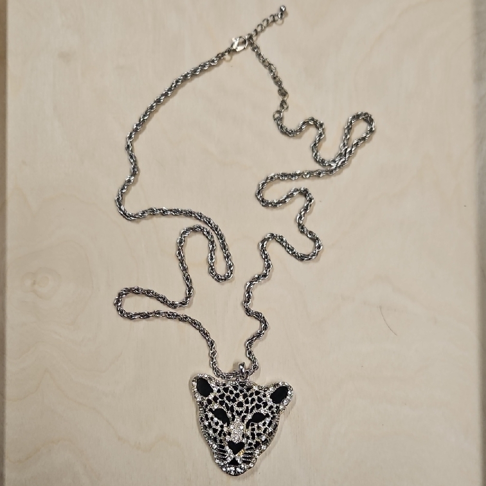 Silver Leopard Pendant Necklace